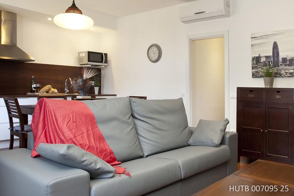 Alcam Enamorats Apartment Barcelona Ngoại thất bức ảnh